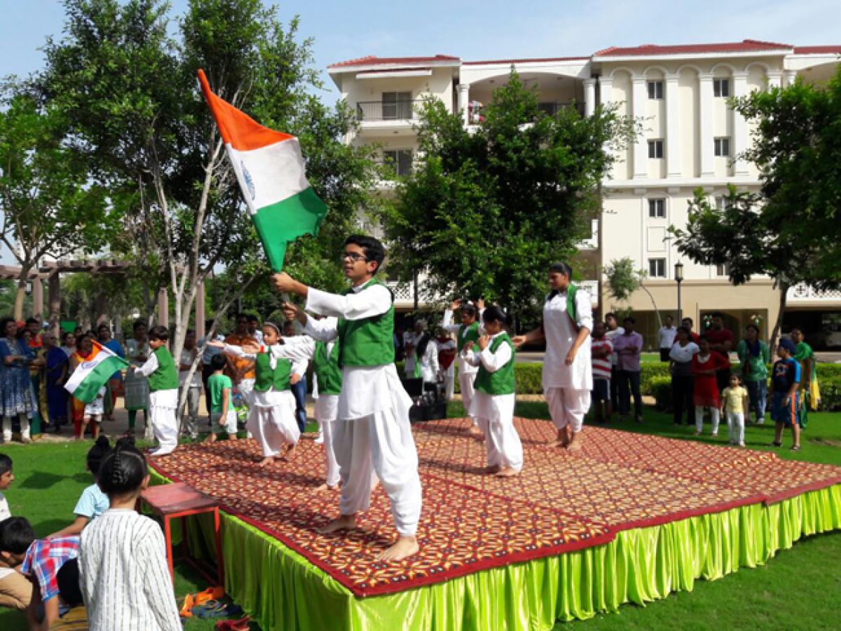 Independence Day celebrations held at DLF gardencity